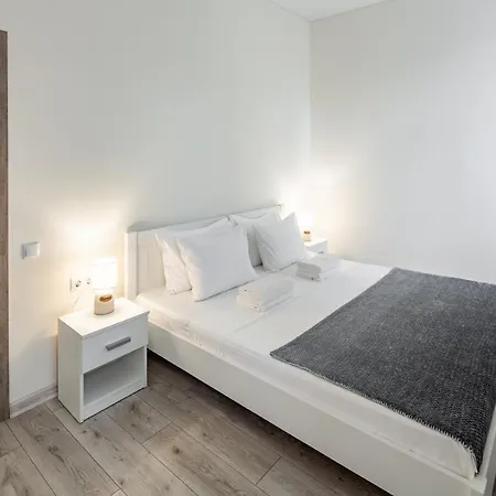 Апартаменти Alfa Kulisha 40 Львів