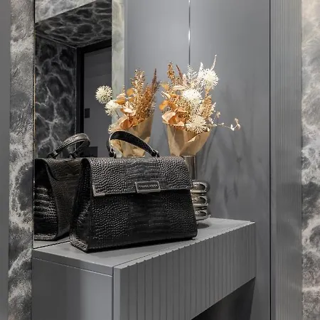 Alfa Kulisha 40 * 利沃夫