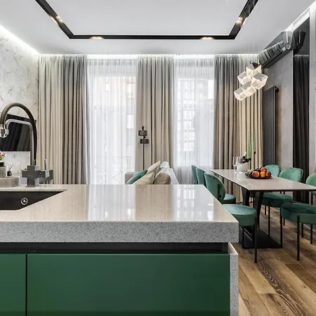 公寓 Alfa Kulisha 40 *