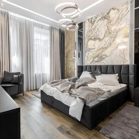 Alfa Kulisha 40 * 利沃夫